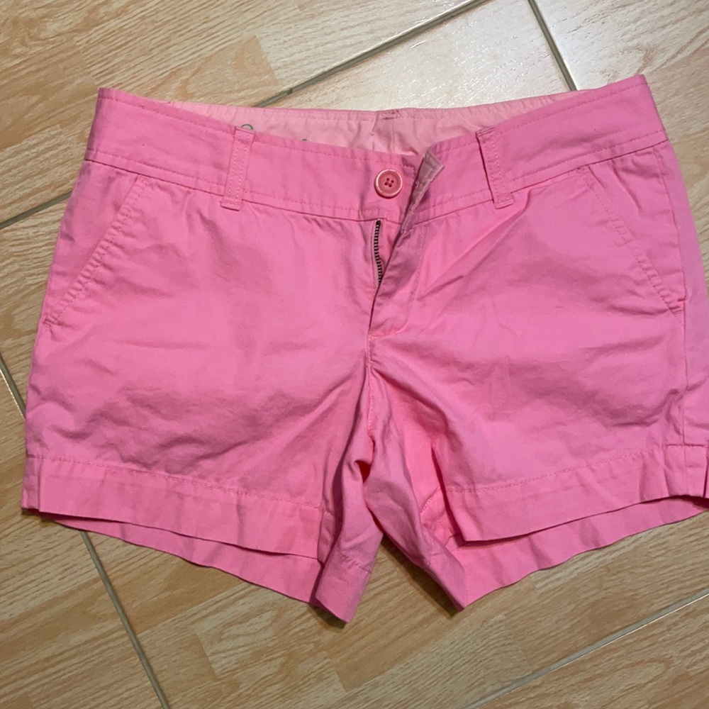 Lilly Pulitzer shorts size 4.